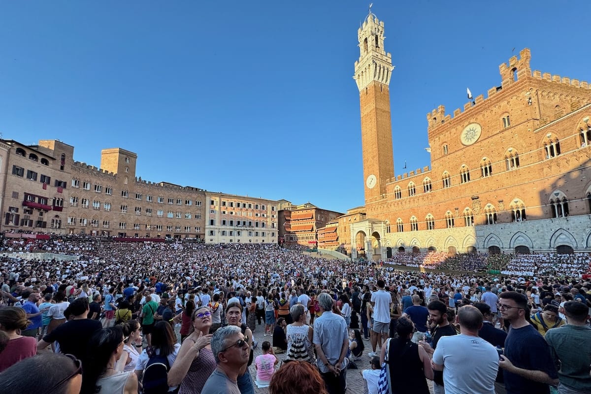 Crowd in Piazza del Campo at Palio di Siena